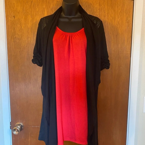 Delirious Red & Black Dress with Attached Over Shaw - Picture 5 of 8